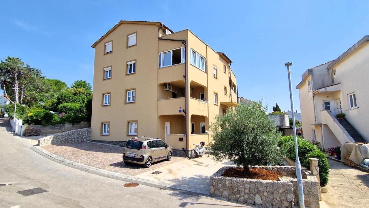 Apartment Goran Крк Екстер'єр фото