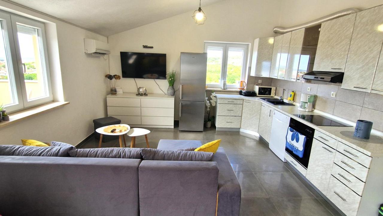 Apartment Goran Крк Екстер'єр фото